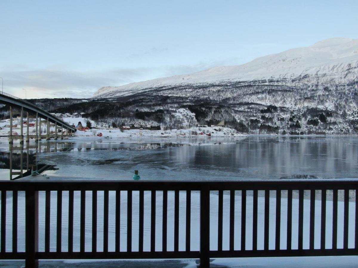 Arctic Inn Gratangen 外观 照片